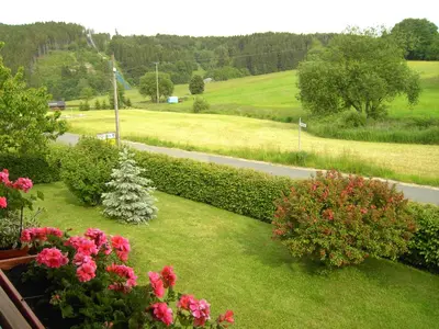 Ein Garten an der Unterkunft Ferienwohnung 