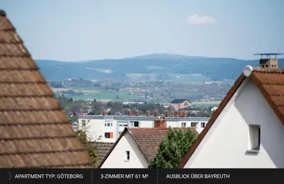 Ein allgemeiner Bergblick oder ein Berglick von der Ferienwohnung aus