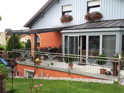 Ein Garten an der Unterkunft Ferienwohnung Haus Monika