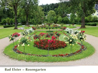 Ein Garten an der Unterkunft Ferienwohnung Belasarte