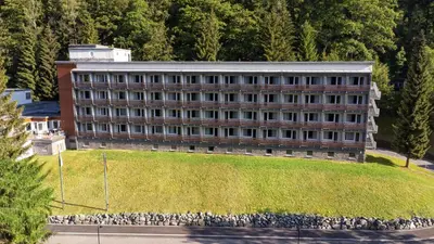 Das Gebäude in dem sich das Hotel befindet
