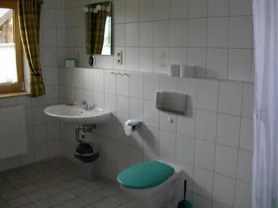 Ein Badezimmer in der Unterkunft Gästehaus Fichtelgebirgsblick