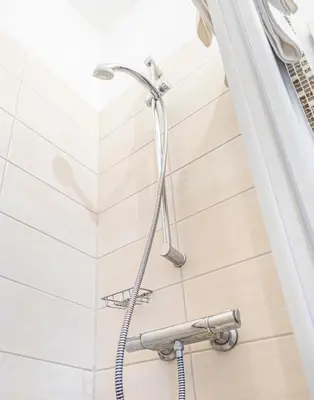 Ein Badezimmer in der Unterkunft Weisses Rössl