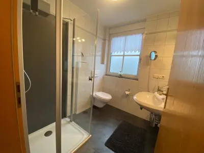 Ein Badezimmer in der Unterkunft Gästehaus Frankenwaldhof