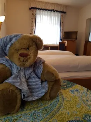 Ein Bett oder Betten in einem Zimmer der Unterkunft Gasthof Pension Walther