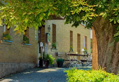 Ein Garten an der Unterkunft Gasthof Pension Walther