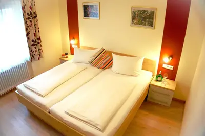 Ein Bett oder Betten in einem Zimmer der Unterkunft Gasthof zum Löwen