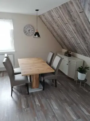 Ein Sitzbereich in der Unterkunft Ferienwohnung Bergwiese