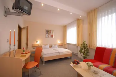 Ein Bett oder Betten in einem Zimmer der Unterkunft Gasthof zur Post Hotel und Parkplatz