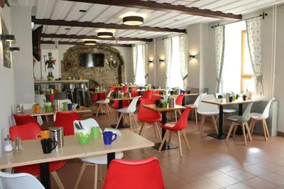 Ein Restaurant oder anderes Speiselokal in der Unterkunft Hotel Miriquidi All Inklusive