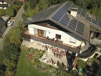 Das Gebäude in dem sich die Ferienwohnung befindet