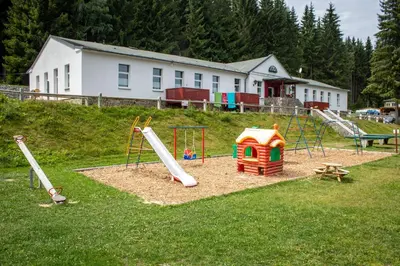 Ein Kinderspielbereich in der Unterkunft Erzgebirgsidyll Breitenbrunn Ferienwohnung