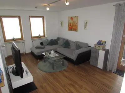 Ein Sitzbereich in der Unterkunft Ferienwohnung Fröhlich