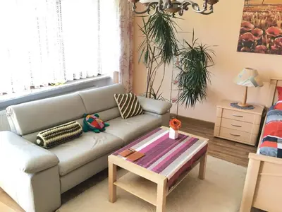Ein Sitzbereich in der Unterkunft Ferienwohnung Arnold