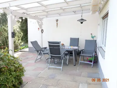 Ein Patio oder anderer Außenbereich in der Unterkunft Ferienwohnung Arnold