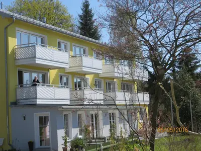 Das Gebäude in dem sich die Ferienwohnung befindet