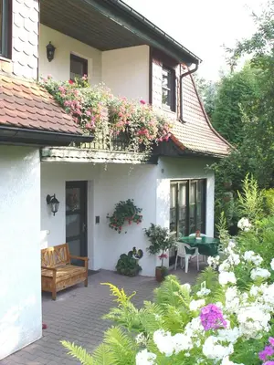 Ein Garten an der Unterkunft Ferienwohnungen Elsterblick Bad Elster