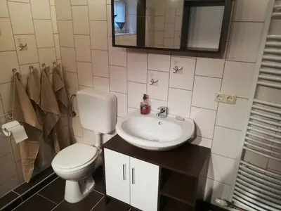 Ein Badezimmer in der Unterkunft Ferienwohnung Hähnert