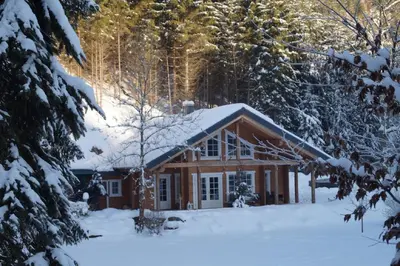 Jagdhaus zur Bischofsmühle im Winter