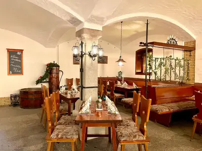 Ein Sitzbereich in der Unterkunft Hotel Zum Alten Brauhaus