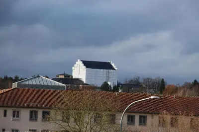 Das Gebäude in dem sich das Gasthaus befindet