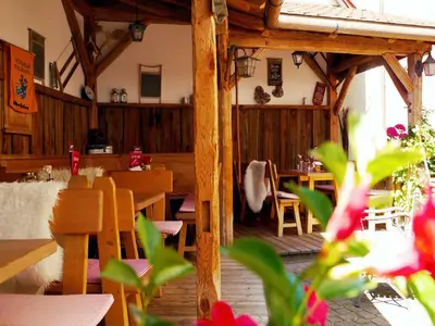 Ein Restaurant oder anderes Speiselokal in der Unterkunft Da`Sporrer Hotel & Wirtshaus