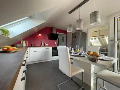 Küche/Küchenzeile in der Unterkunft Tolle Ferienwohnung mit Loggia in Schauenstein 100qm bei Hof an der Saale Frankenwald
