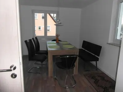 Ein Sitzbereich in der Unterkunft Ferienwohnung Kreischer