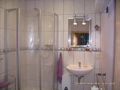 Ein Badezimmer in der Unterkunft Ferienwohnung Alte Apotheke