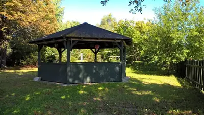 Ein Garten an der Unterkunft Ehem. Sächsisch-Bayrischer Hof