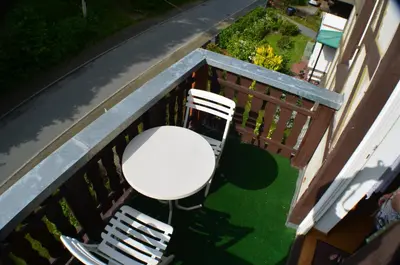 Ein Balkon oder eine Terrasse in der Unterkunft Pension & Ferienwohnung 