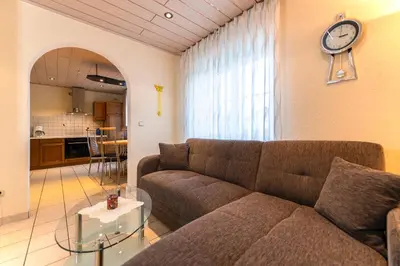 Ein Sitzbereich in der Unterkunft Ferienwohnung Mathilde