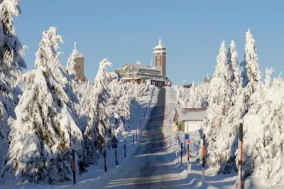 Landidyll im Winter