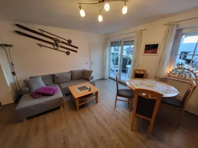 Ein Sitzbereich in der Unterkunft Haus am Berg - großes Haus mit Sauna für bis zu 10 Personen unweit vom Skihang