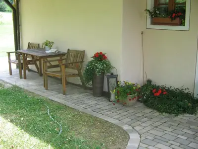 Ein Garten an der Unterkunft Ferienwohnungen Wastl Fränkische Schweiz