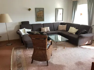 Ein Sitzbereich in der Unterkunft Ferienwohnung König Max
