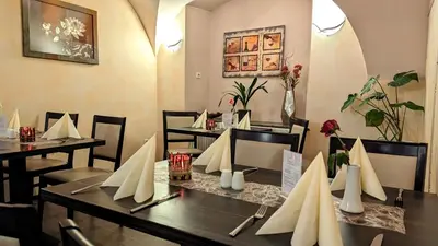 Ein Restaurant oder anderes Speiselokal in der Unterkunft Hotel Zum Waldstein