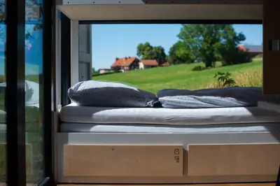 Ein Bett oder Betten in einem Zimmer der Unterkunft BERGHEIM Container Loft