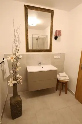 Ein Badezimmer in der Unterkunft Aparthotel Deutscher Kaiser Ferienwohnungen