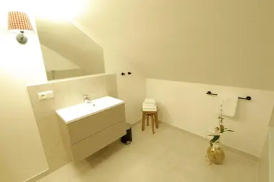 Ein Badezimmer in der Unterkunft Aparthotel Deutscher Kaiser Ferienwohnungen