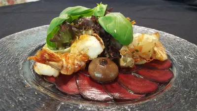 Essen im Hotel oder in der Nähe