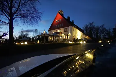Das Gebäude in dem sich das Hotel befindet