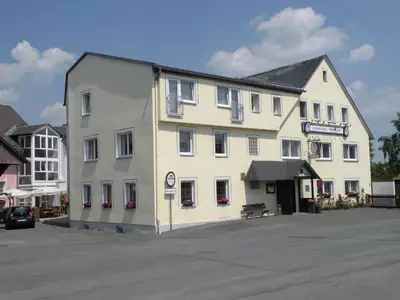 Das Gebäude in dem sich die Pension befindet