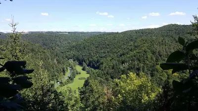 Naturlandschaft in der Nähe des Campingplatzes