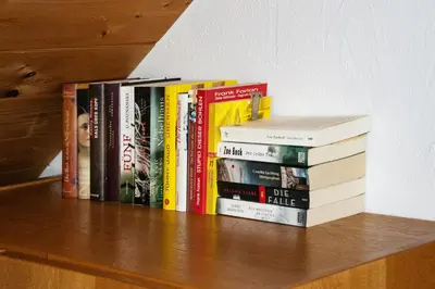 Die Bibliothek in der Ferienwohnung