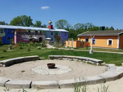 Ein Garten an der Unterkunft Kunsthof Eibenstock