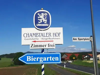 Ein Zertifikat, Auszeichnung, Logo oder anderes Dokument, das in der Unterkunft Chambtaler Hof ausgestellt ist