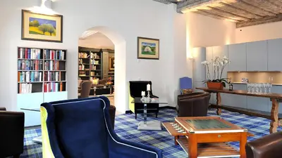 Ein Sitzbereich in der Unterkunft Schlosshotel Betzenstein