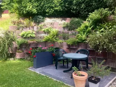 Ein Garten an der Unterkunft Ferienwohnung Alte Poststraße