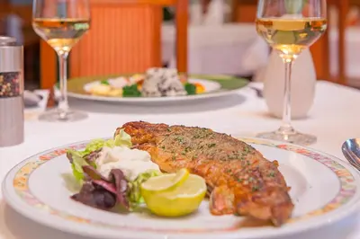 Essen im Hotel oder in der Nähe